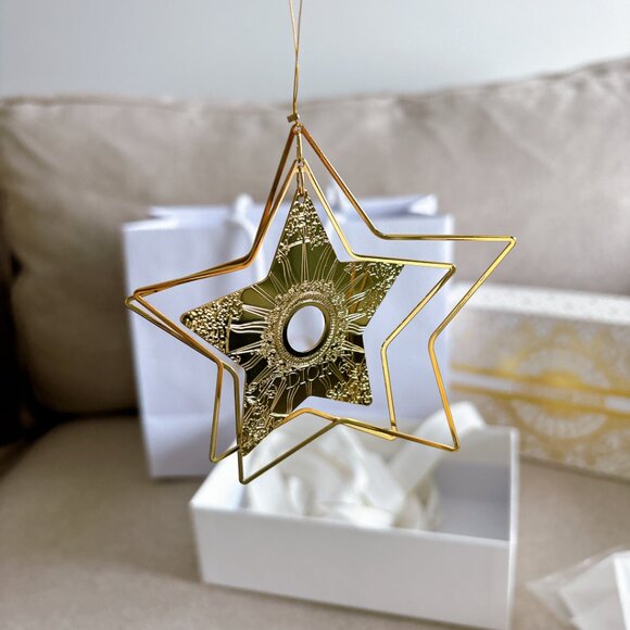 BRAND NEW DIOR CHRISTMAS STAR WITH FULL PACKAGING - Picture 5 of 12